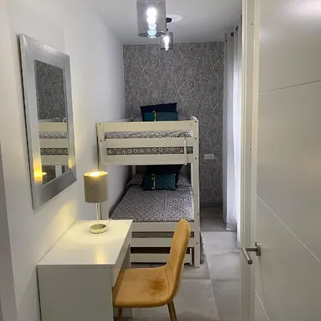 Boliches Holidays Apartment *